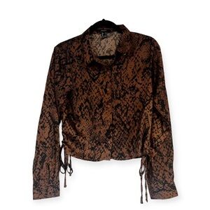 FOREVER 21 Brown Black Animal Print Blouse Women's Size‎ Large NWOT Y2K Indie